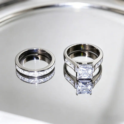 Classic Princess Cut Engagement Ring Set, 2-Piece Gold-Tone Promise & Wedding Band, Timeless Statement Jewelry Gift for Her, Perfect for Valentine'S Day, Christmas & Special Occasions